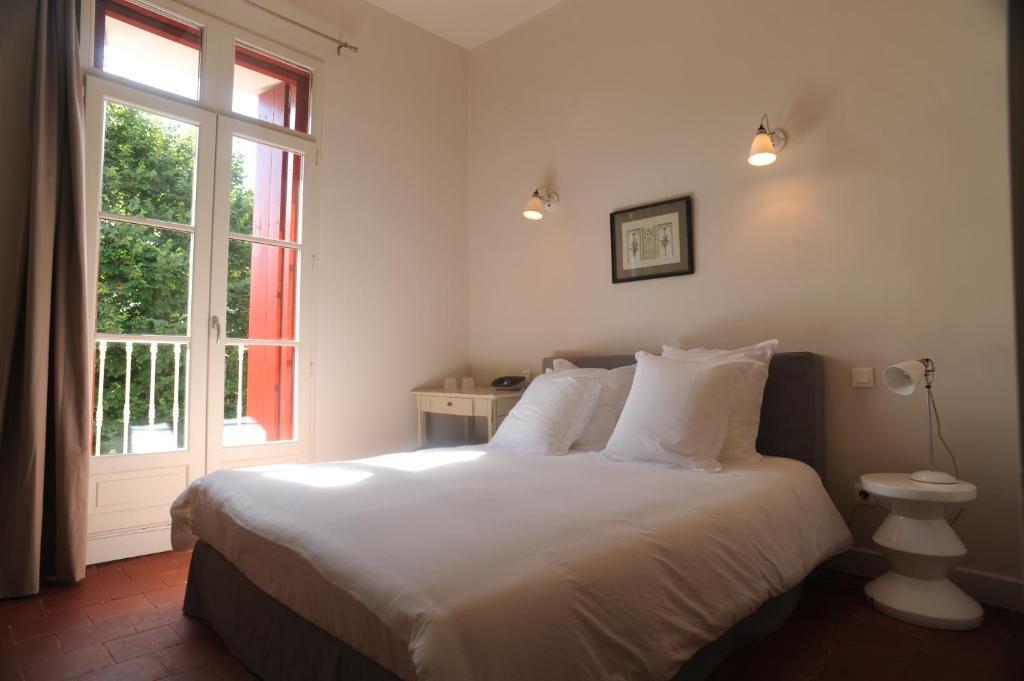 Les Chambres D'Andrea Marseillan  Luaran gambar
